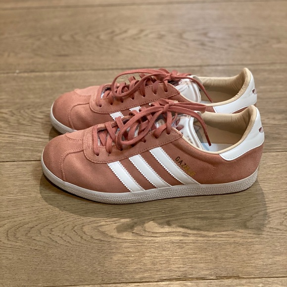 adidas Shoes - Adidas Gazelles